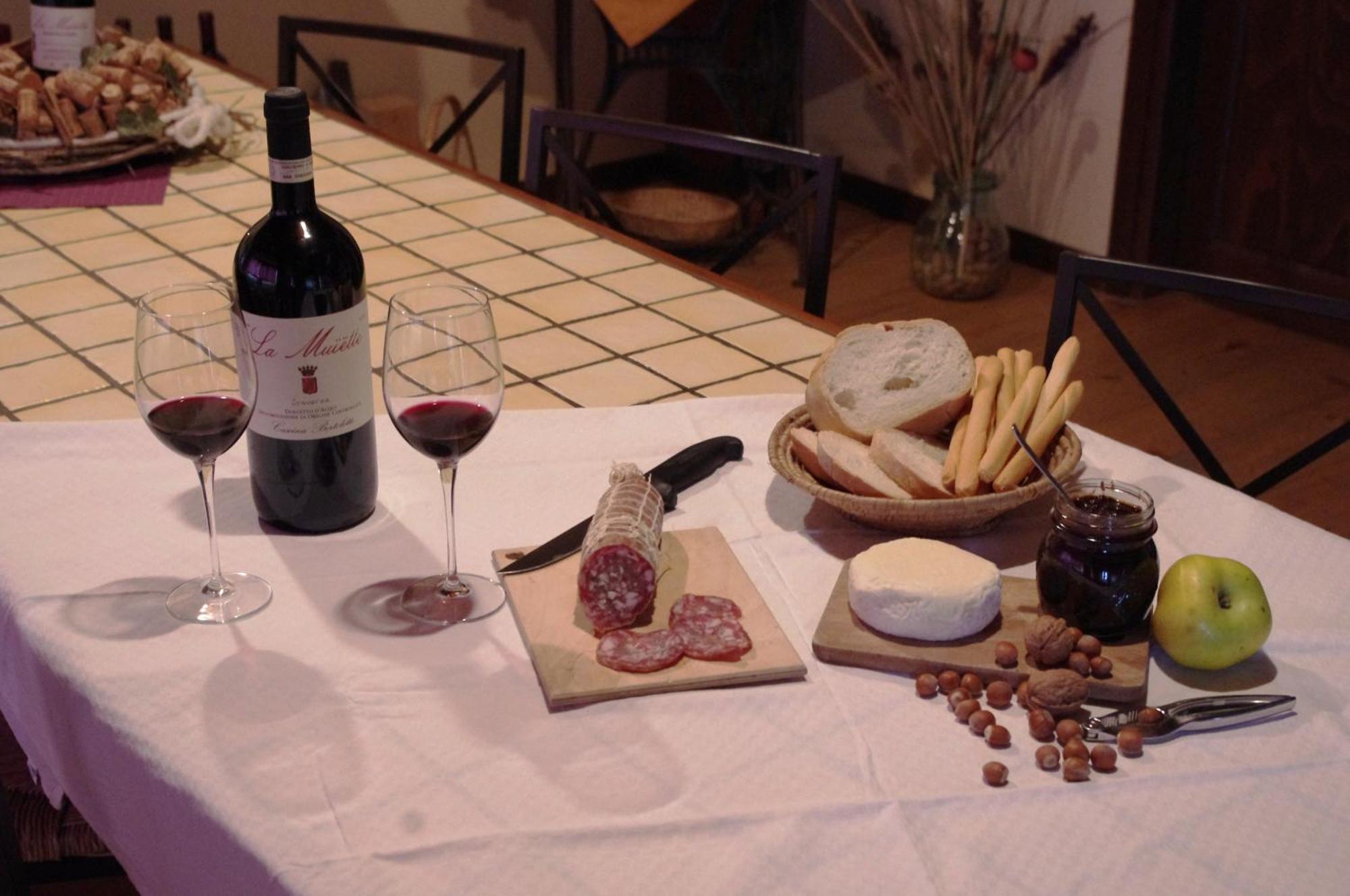Cascina Bertolotto Wine Farm stay Spigno Monferrato